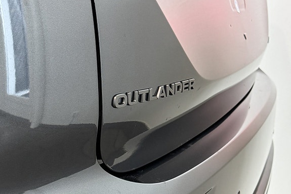 Mitsubishi Outlander 15 of 15