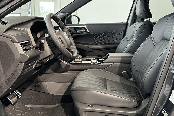 Mitsubishi Outlander 5 of 15
