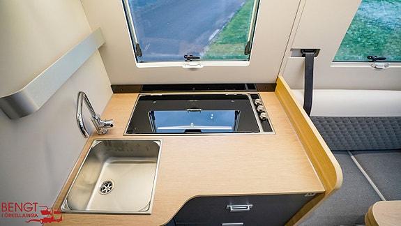 Adria Coral 670 DL 60Y | KAMPANJ - Fiat MultiJet3 140HP (103kW) HD 35L 11 of 21