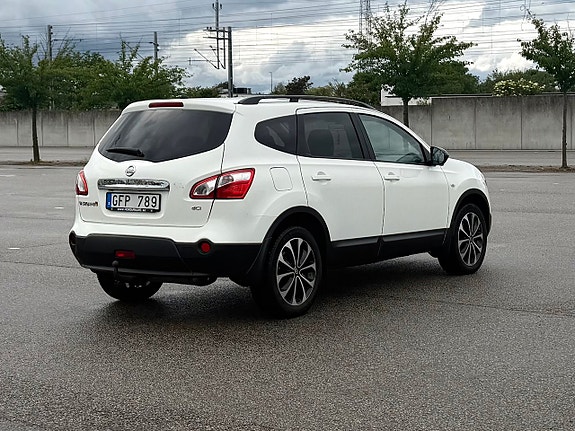 Nissan Qashqai+2 3 of 5