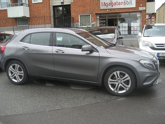 Mercedes-Benz GLA220 5 of 5