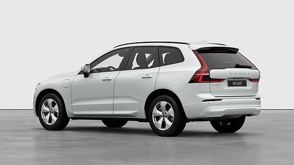 Volvo XC60 3 of 5