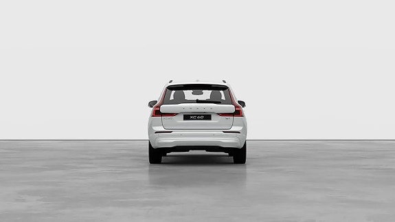 Volvo XC60 4 of 5