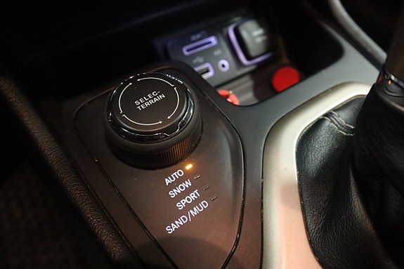 Jeep Cherokee 14 of 17