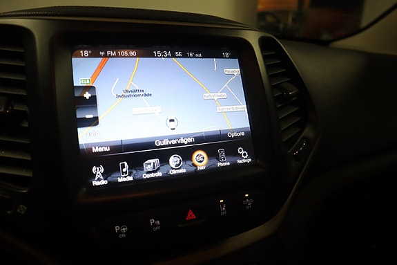 Jeep Cherokee 16 of 17