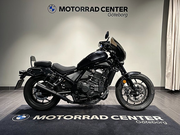 Honda Ronda Rebel CMX1100D / DCT / Specialbeställd vindkåpa/Sidoväskor