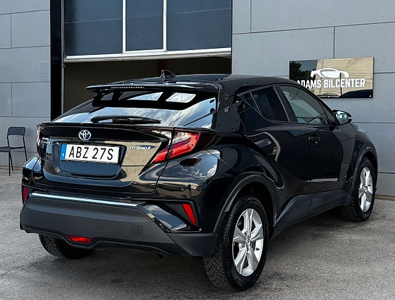 Toyota C-HR 9 of 20