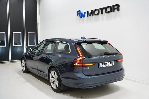 Volvo V90 4 of 5