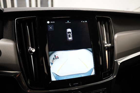 Volvo V90 14 of 25