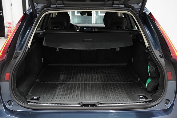 Volvo V90 24 of 25