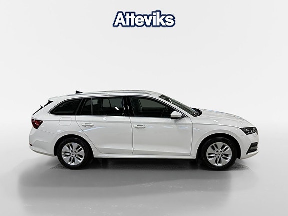 Skoda Octavia 2 of 5