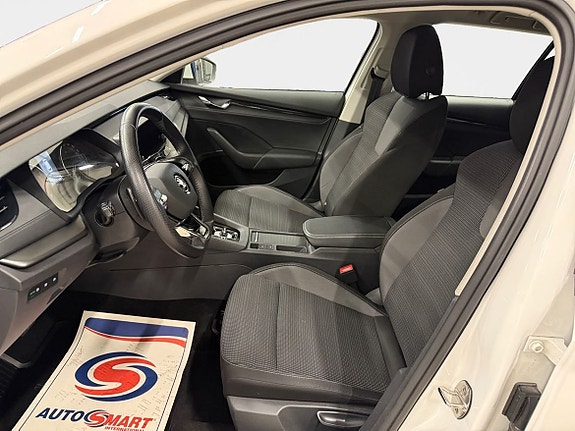 Skoda Octavia 9 of 15