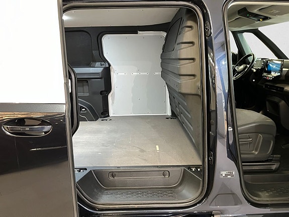 Volkswagen ID. Buzz 14 of 17