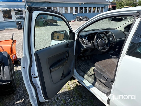 Ford Ranger 8 of 25