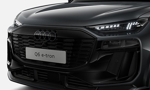 Audi Q6 e-tron 6 of 8