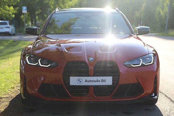 BMW M3 4 of 5