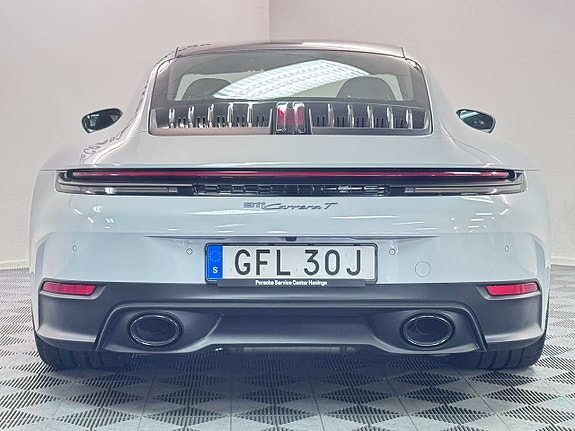 Porsche 911 Carrera T 4 of 5