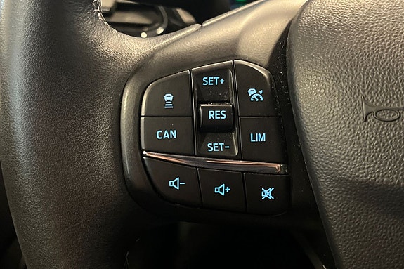 Ford Fiesta 15 of 26