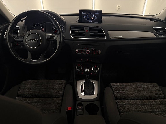 Audi Q3 7 of 16