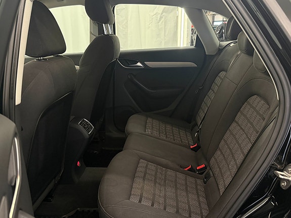 Audi Q3 11 of 16