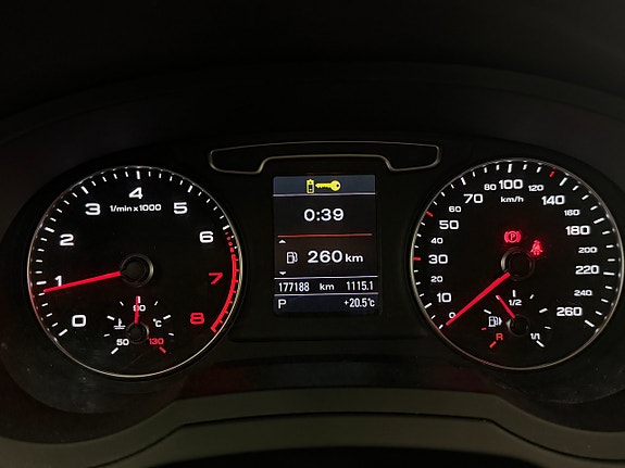 Audi Q3 13 of 16