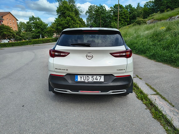 Opel Grandland X 4 of 5