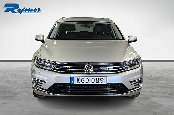 Volkswagen Passat 4 of 5