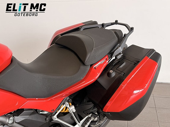 Ducati Multistrada 1200S 18 of 21