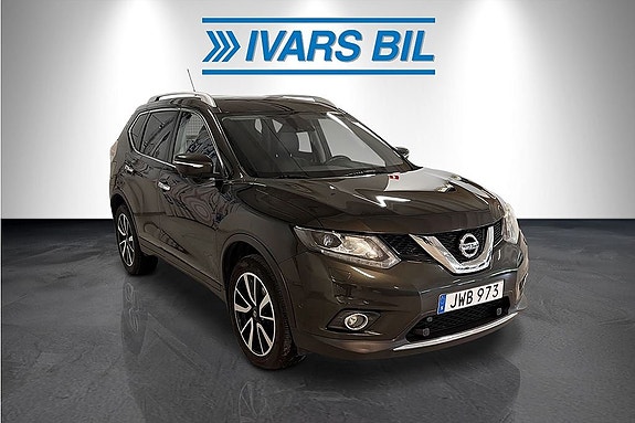 Nissan X-Trail 2 of 5
