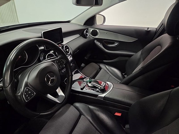 Mercedes-Benz C220 d 10 of 10
