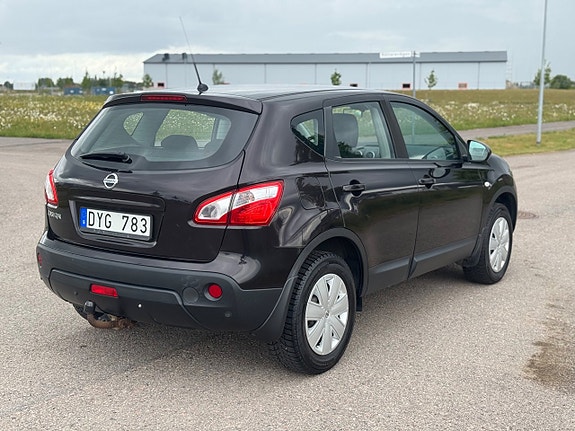 Nissan Qashqai 4 of 5