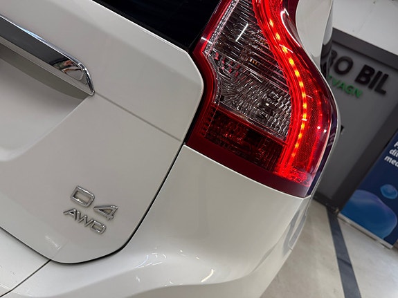 Volvo XC60 9 of 21