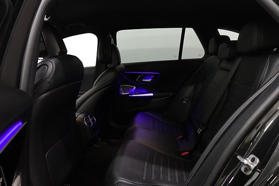 Mercedes-Benz C300 5 of 5