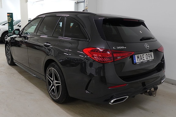 Mercedes-Benz C300 e 25 of 27
