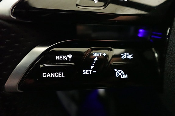 Mercedes-Benz C300 e 17 of 27
