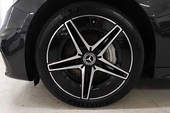 Mercedes-Benz C300 e 27 of 27