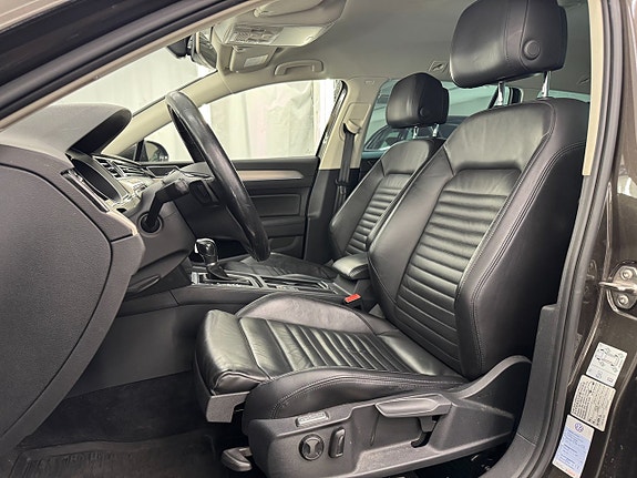 Volkswagen Passat 8 of 21