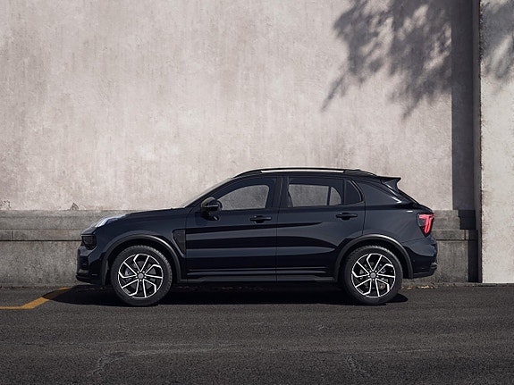 Lynk & Co 01 3 of 7