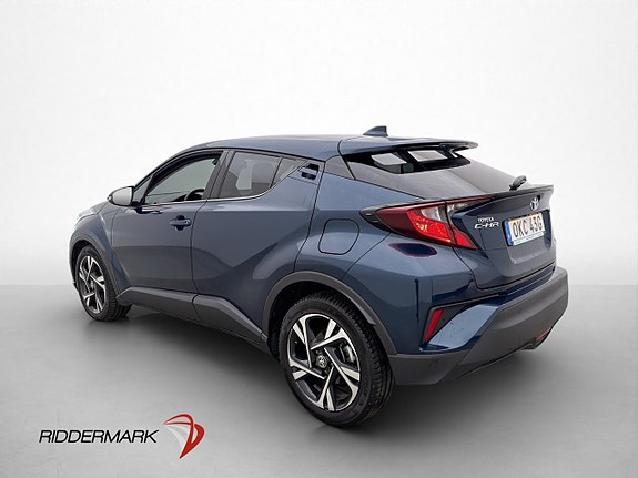 Toyota C-HR 4 of 5