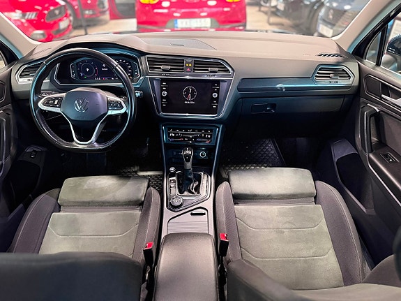 Volkswagen Tiguan 13 of 20