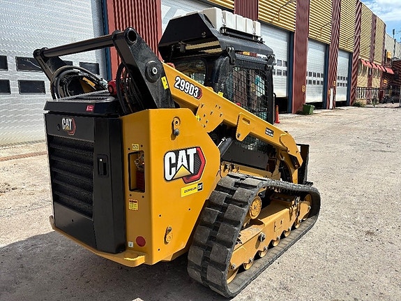 CAT 299 D3 XPG High Flow 3 of 15