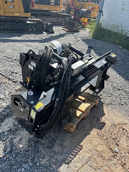 CAT 299 D3 XPG High Flow 10 of 15
