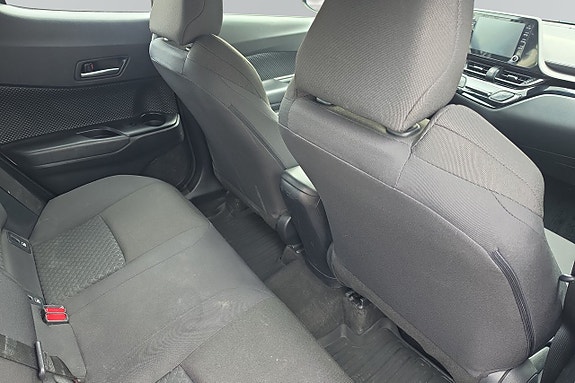 Toyota C-HR 9 of 10