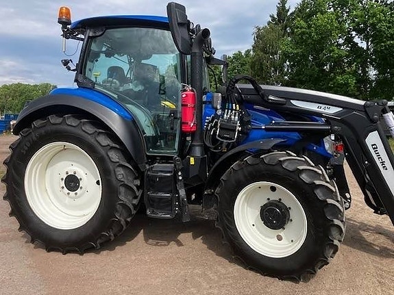 New Holland T 5.140 Dynamic Command 3 of 12