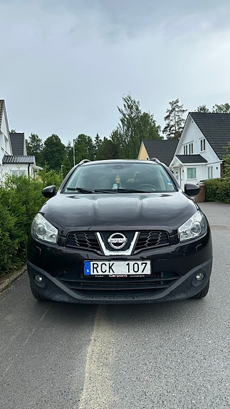 Nissan Qashqai+2 2 of 5