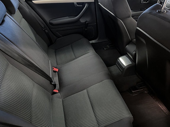 Audi A4 11 of 12