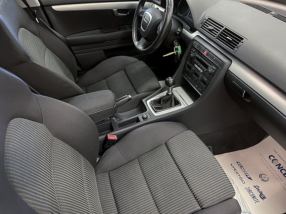 Audi A4 8 of 12