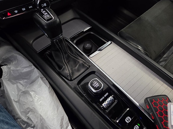 Volvo XC60 29 of 29
