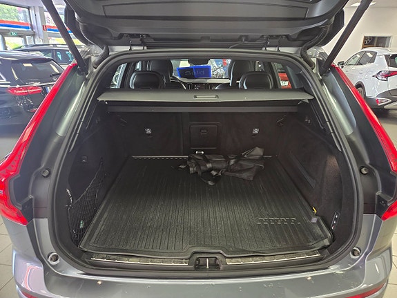 Volvo XC60 9 of 29