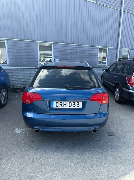 Audi A4 2 of 6